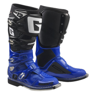 1643267946 1640591509 2011797040 Gearne20sg1220black20blue 1.png