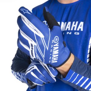 1751798171 A24 Rg105 E0 0l 24 Mx Gloves Men Ykon Studio 001.jpg