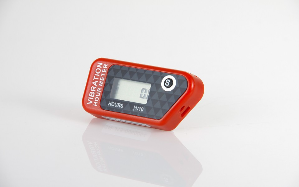 1760021002 שעון מנוע1.jpg