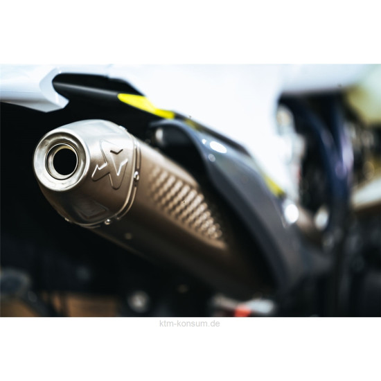 1761746220 Toba Akrapovic Slip On Ktm Tpi 250 300 2020 Ktmexc Ro 550x550w.jpg