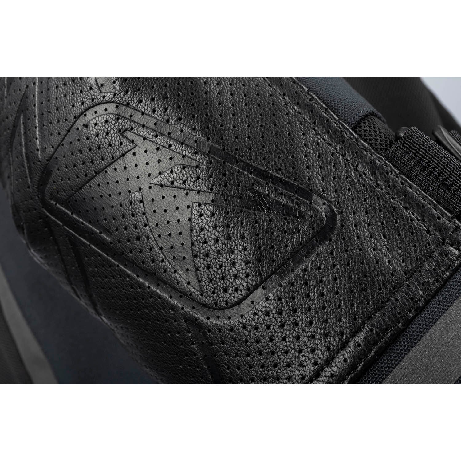 1764837007 6666.jpg 1764837007 6666.jpg