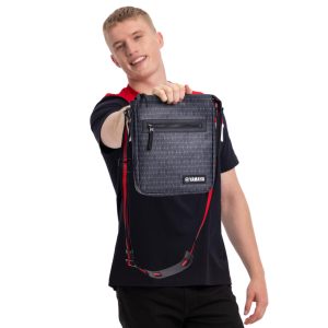 1776079362 T25 Rv003 B7 00 25 Revs Messenger Bag Vienne Eu Studio 003.jpg