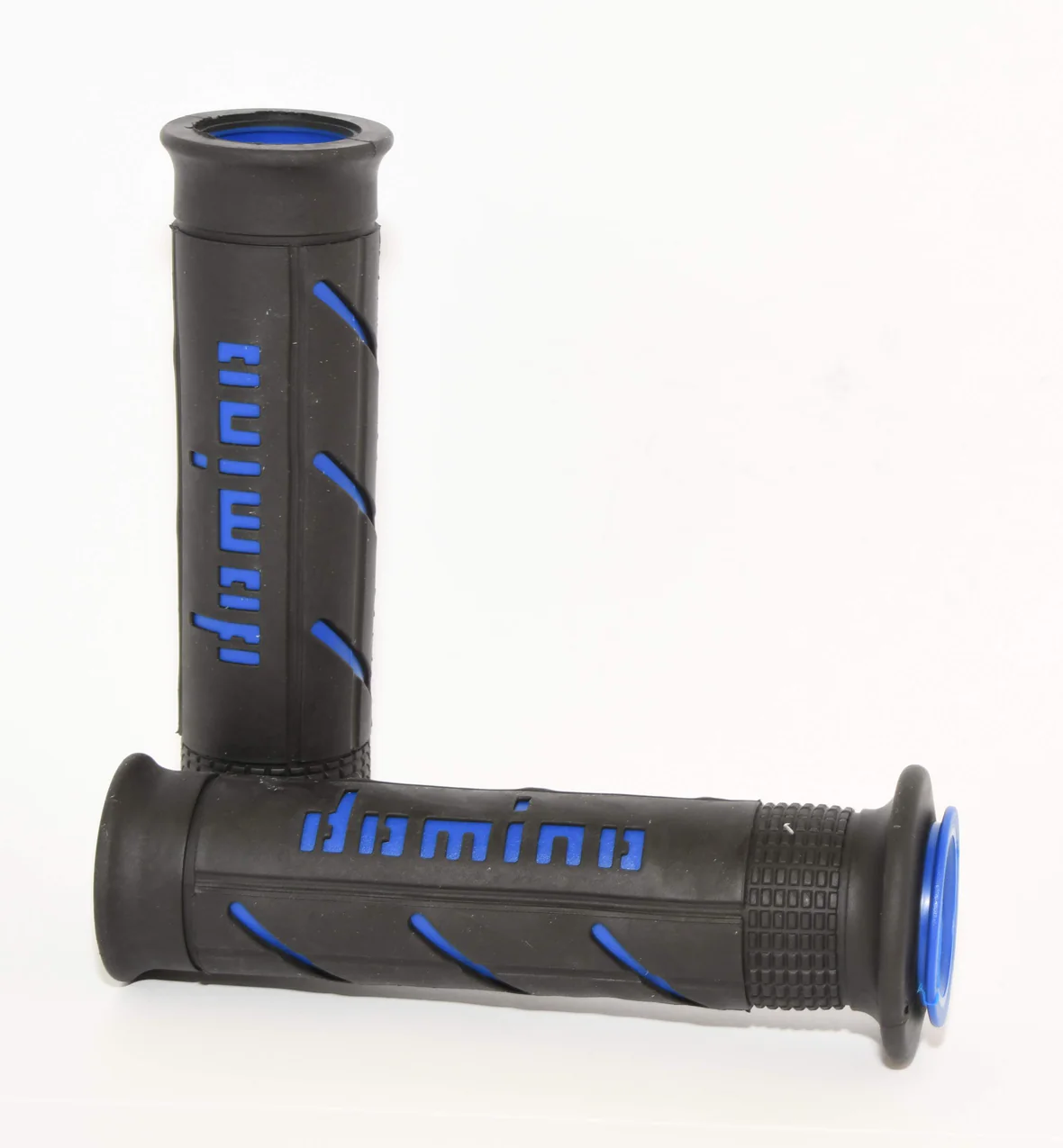 1778151353 Black And Blue Dual201.webp