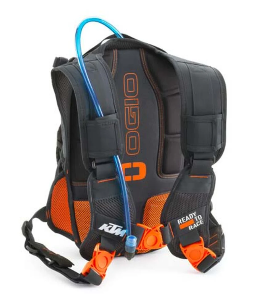1783238196 Convert 1200wx1200h Pho Pw Pers Rs 548953 3pw240000700 Team Baja Hydration Pack Front Casual Accessories Sall Awsg V4 900x.webp