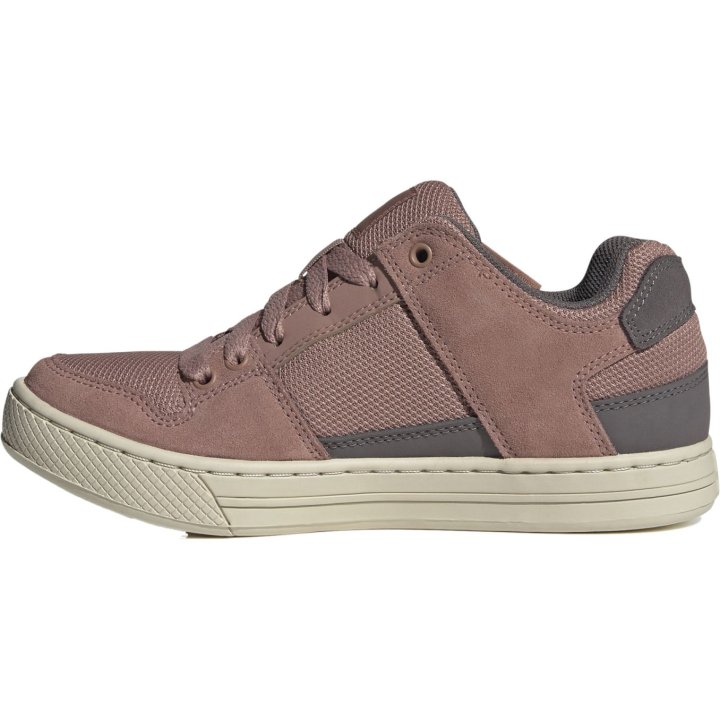 1791118517 Five Ten Freerider Mountain Bike Shoes Women Warm Clay Wonder Taupe Charcoal 4 1806648.jpg